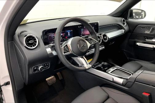 2026 Mercedes-Benz GLB 250 Base