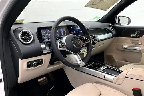 2025 Mercedes-Benz EQB 250 Base