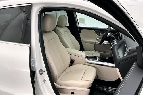 2025 Mercedes-Benz GLA 250 Base