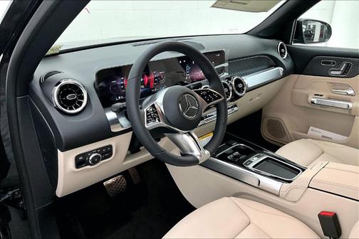 2026 Mercedes-Benz GLB 250 Base