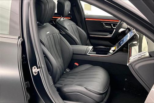 2025 Mercedes-Benz AMG S 63 E Base