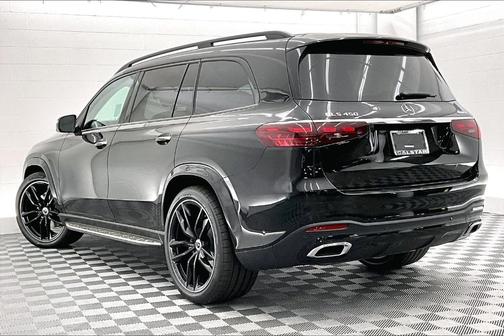 2026 Mercedes-Benz GLS 450 4MATIC