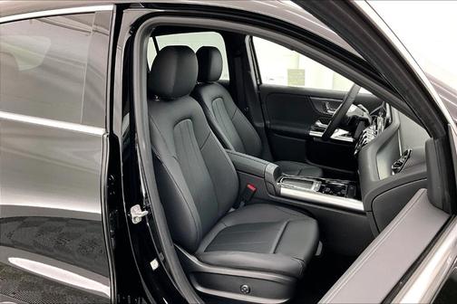 2026 Mercedes-Benz GLA 250 Base