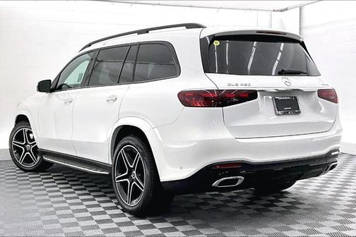 2026 Mercedes-Benz GLS 450 4MATIC