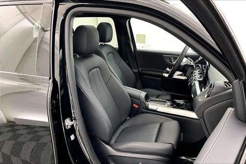 2026 Mercedes-Benz GLB 250 Base