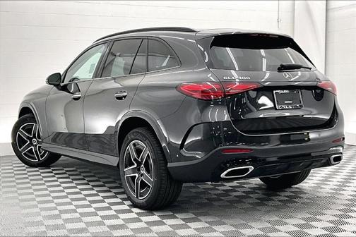 2026 Mercedes-Benz GLC 300 Base