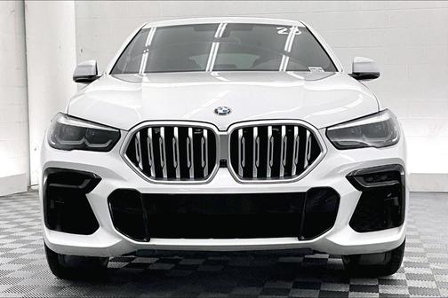 2023 BMW X6 xDrive40i