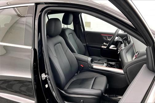 2025 Mercedes-Benz GLA 250 Base