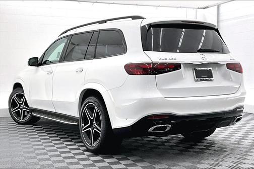 2026 Mercedes-Benz GLS 450 4MATIC