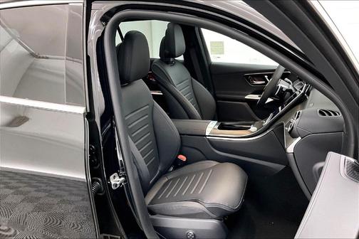 2026 Mercedes-Benz GLC 300 Base