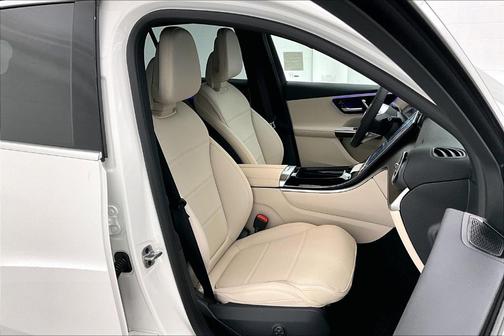 2025 Mercedes-Benz GLC 350e Base 4MATIC