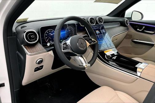 2025 Mercedes-Benz GLC 350e Base 4MATIC