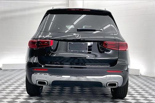 2025 Mercedes-Benz GLB 250 Base