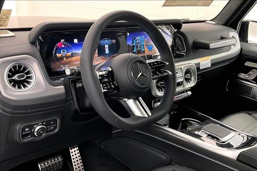 2025 Mercedes-Benz G-Class Base