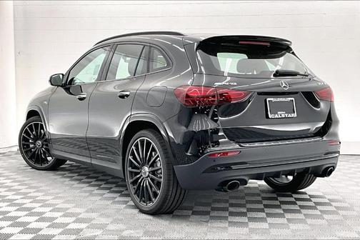2026 Mercedes-Benz AMG GLA 35 Base