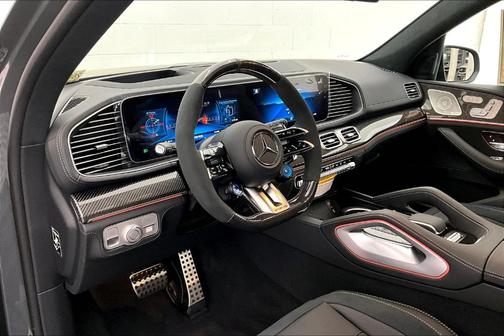 2026 Mercedes-Benz AMG GLS 63 4MATIC