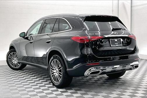 2026 Mercedes-Benz GLC 300 Base