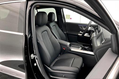 2025 Mercedes-Benz GLA 250 Base