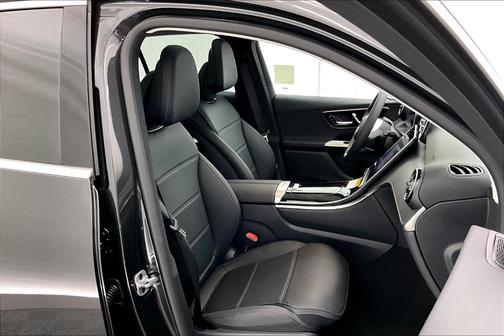 2025 Mercedes-Benz GLC 350e Base 4MATIC
