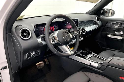 2026 Mercedes-Benz GLB 250 Base