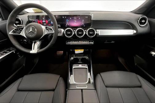 2026 Mercedes-Benz GLB 250 Base