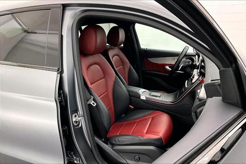 2022 Mercedes-Benz GLC 300 4MATIC Coupe