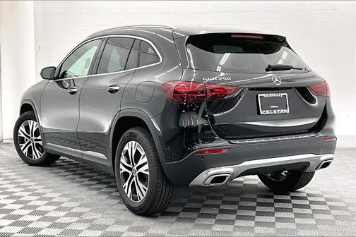 2025 Mercedes-Benz GLA 250 Base