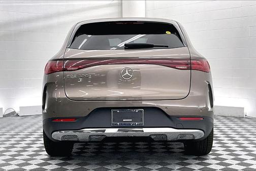 2026 Mercedes-Benz EQE 320+ Base