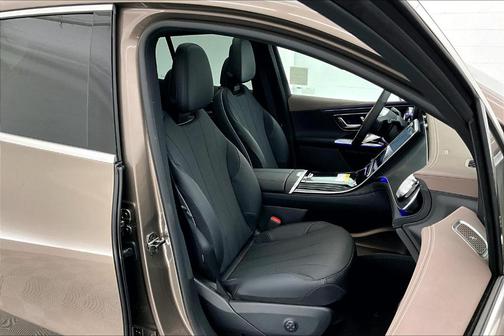 2026 Mercedes-Benz EQE 320+ Base