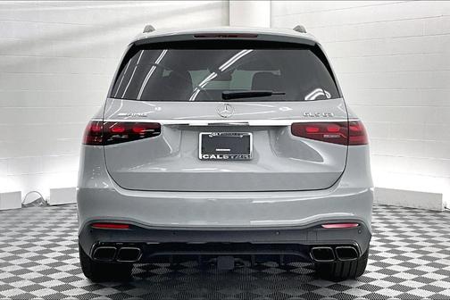 2025 Mercedes-Benz AMG GLS 63 Base