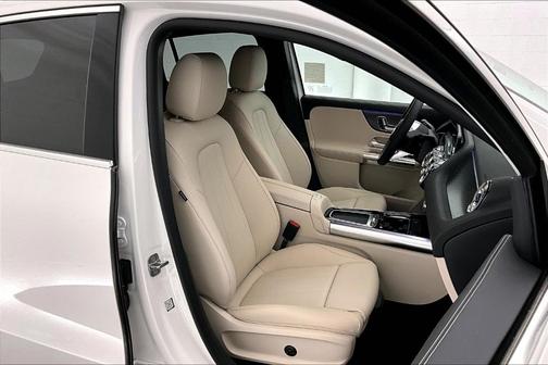 2025 Mercedes-Benz GLA 250 Base