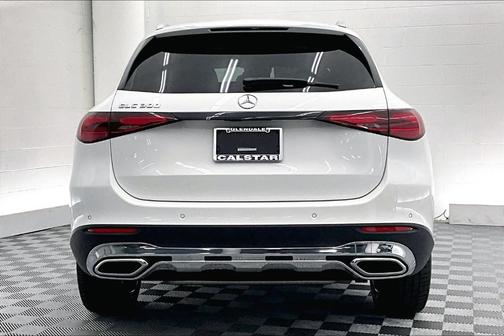 2026 Mercedes-Benz GLC 300 Base