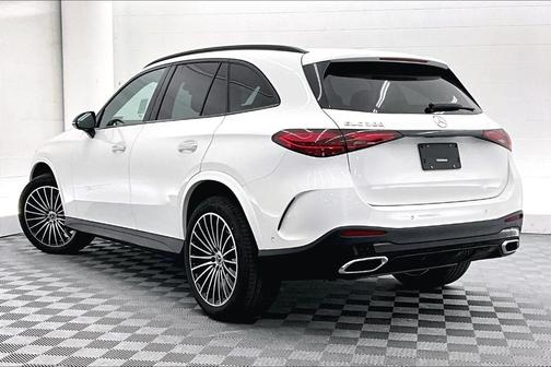 2025 Mercedes-Benz GLC 300 Base