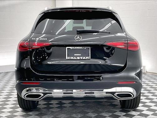 Black 2026 Mercedes-Benz GLC 300 Base