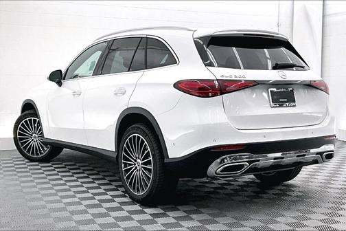 2026 Mercedes-Benz GLC 300 Base