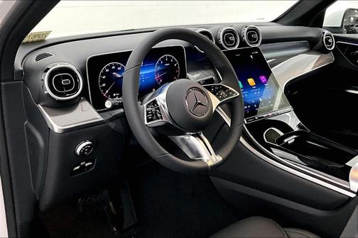 2026 Mercedes-Benz GLC 300 Base