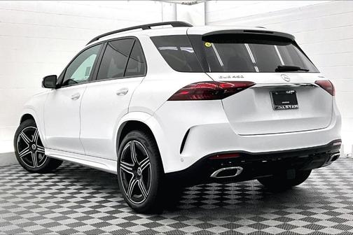 Moonlight White 2026 Mercedes-Benz GLE 450 4MATIC