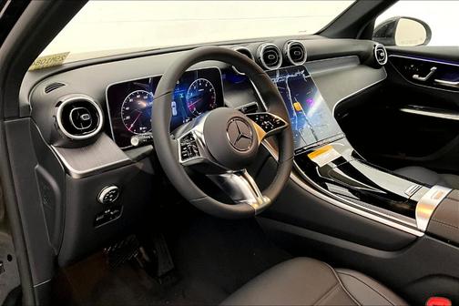 2025 Mercedes-Benz GLC 300 Base
