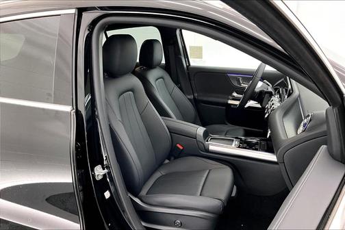 2025 Mercedes-Benz GLA 250 Base