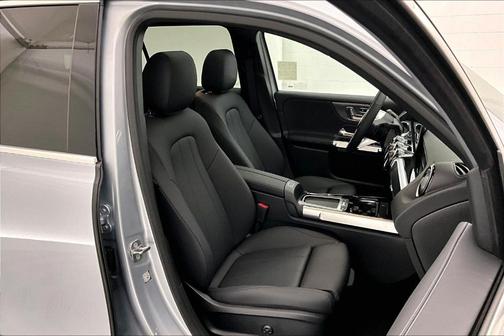 2026 Mercedes-Benz GLB 250 Base