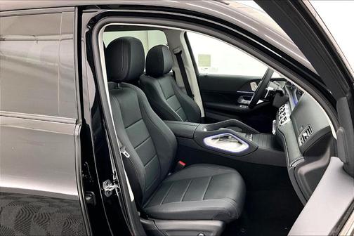 2026 Mercedes-Benz GLS 450 4MATIC