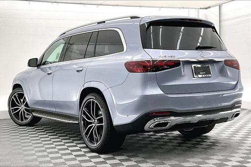 2026 Mercedes-Benz GLS 450 4MATIC
