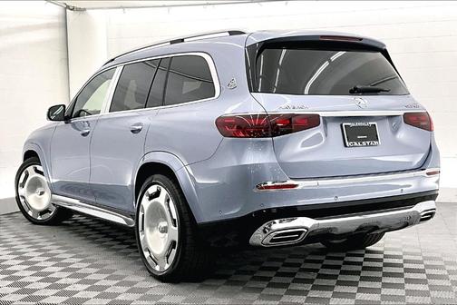 2025 Mercedes-Benz Maybach GLS 600 4MATIC