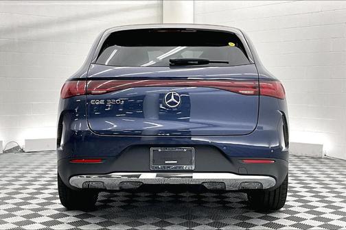 2026 Mercedes-Benz EQE 320+ Base