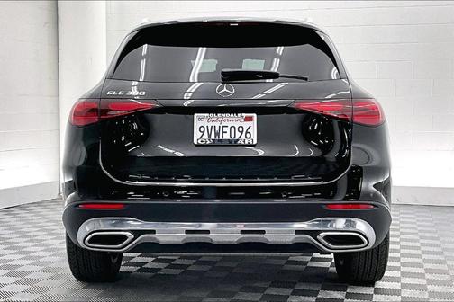 2026 Mercedes-Benz GLC 300 Base