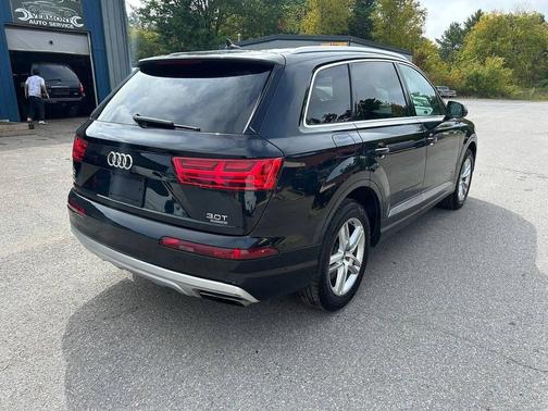 2017 Audi Q7 3.0T Premium