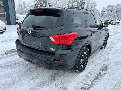 2020 Nissan Pathfinder SL 4WD