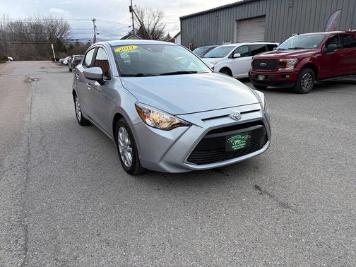 2017 Toyota Yaris iA Base