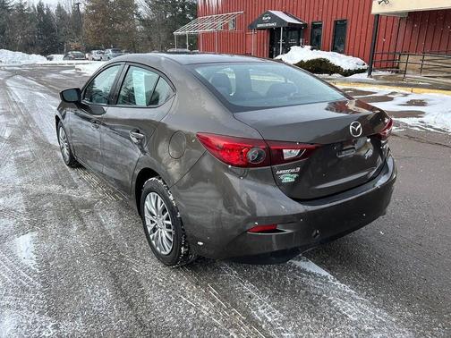 2015 Mazda Mazda3 i SV