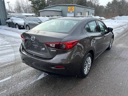 2015 Mazda Mazda3 i SV